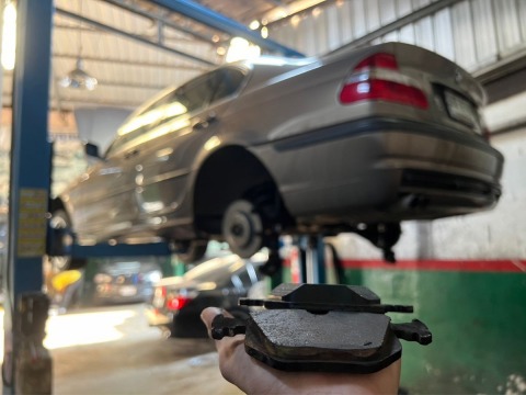 ซ่อมเบรค BMW E46